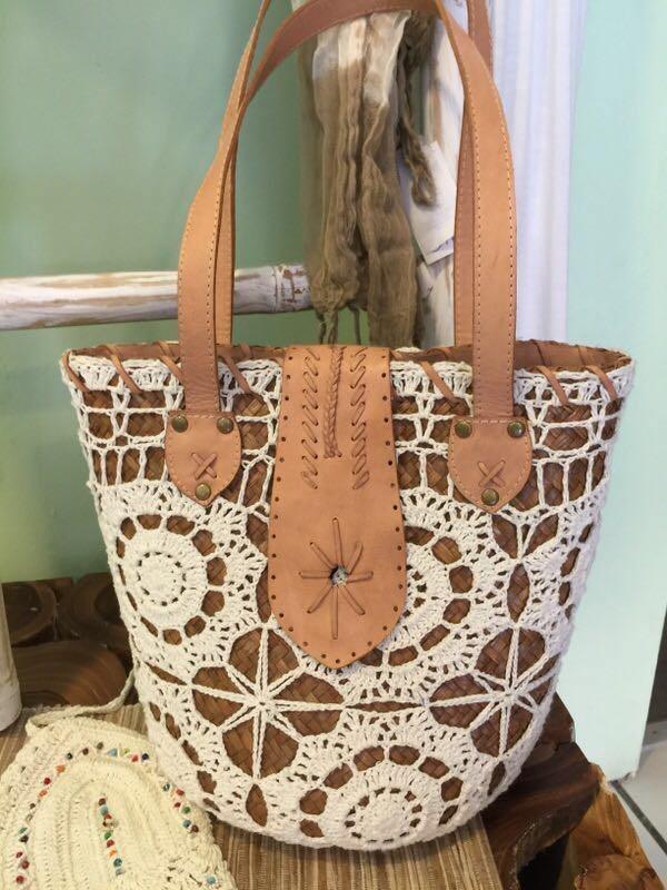 BOHEMIAN BAG CROCHET Flower Rattan/ Leather Medium Size - Lemongrass Bali Boutique
