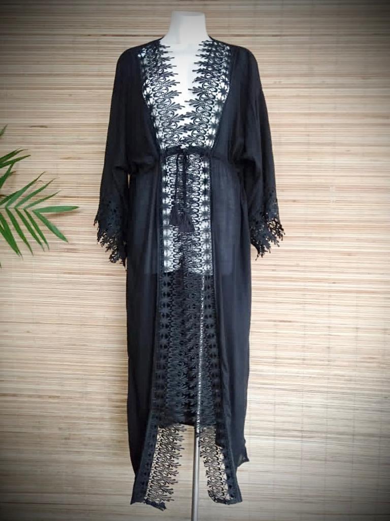 LONG KAFTAN LACE White and Black - Lemongrass Bali Boutique