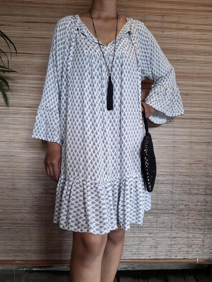 SHORT DRESS MONA in Print Grey and Flower White/ Sand - Lemongrass Bali Boutique